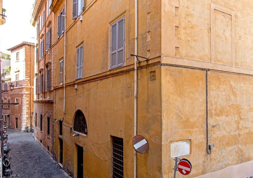Il Salotto Di Via Giulia * Roma